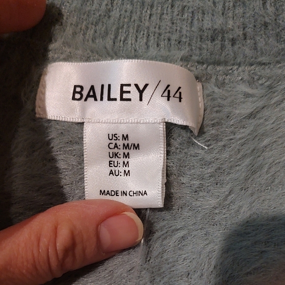 Bailey 44 Teal Sleeveless Blouse - Picture 4 of 7